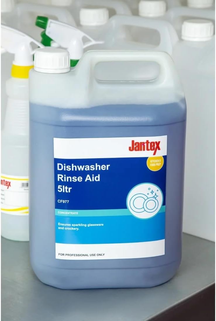 Jantex CF977 rinse aid used in commercial dishwasher in catering kitche
