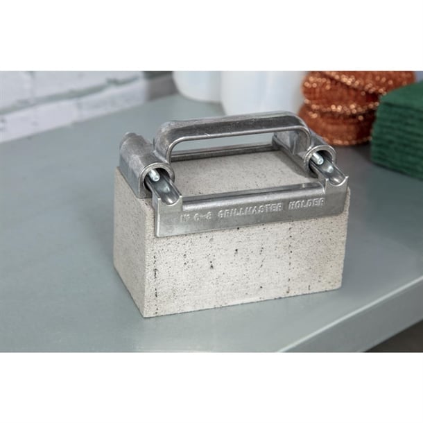 Jantex L402 grillstone attached to L403 handle for safe, easy griddle cleaning